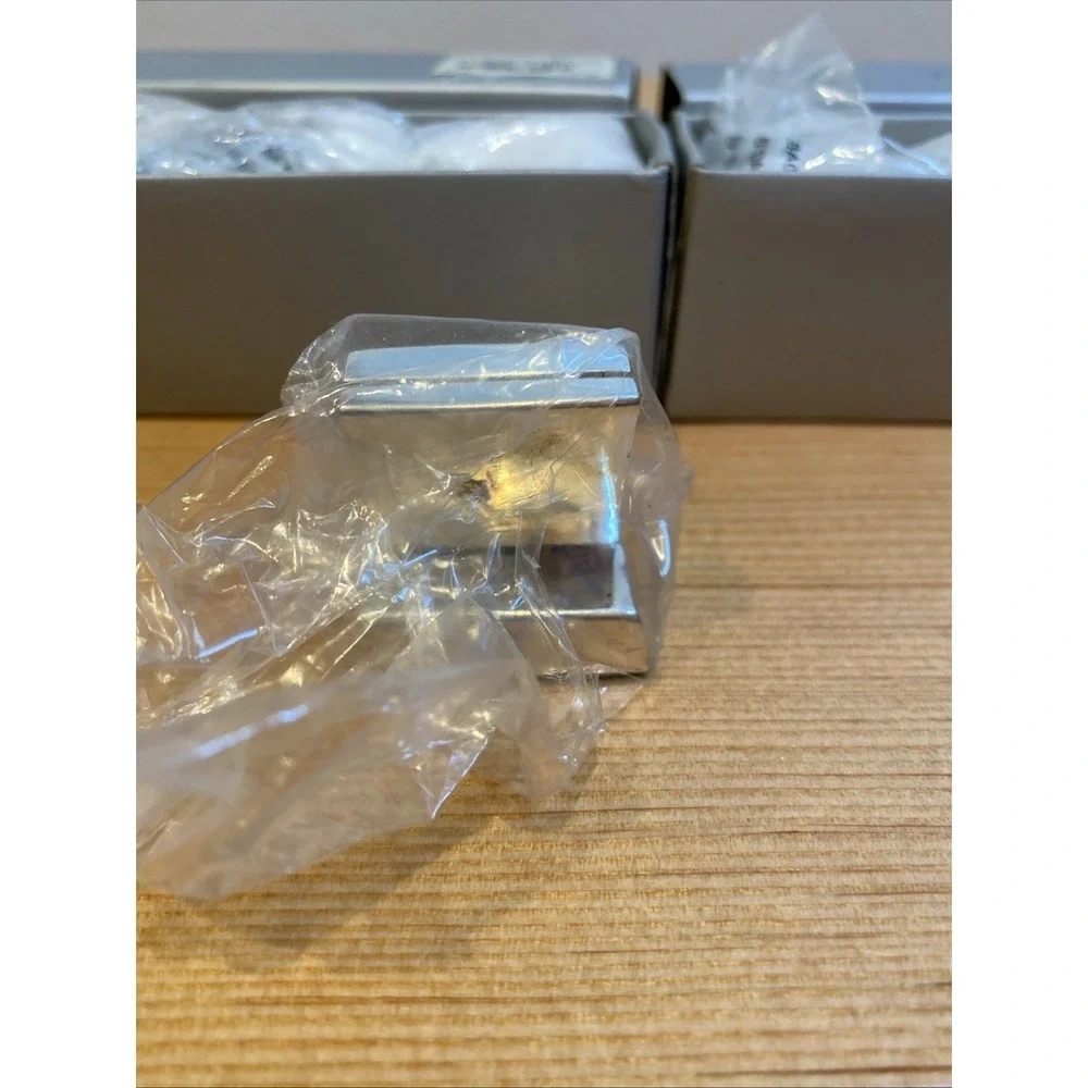 Pottery Barn Set Of 7 Hotel Placecard Holders Entertaining Dining Silver‎ Finish